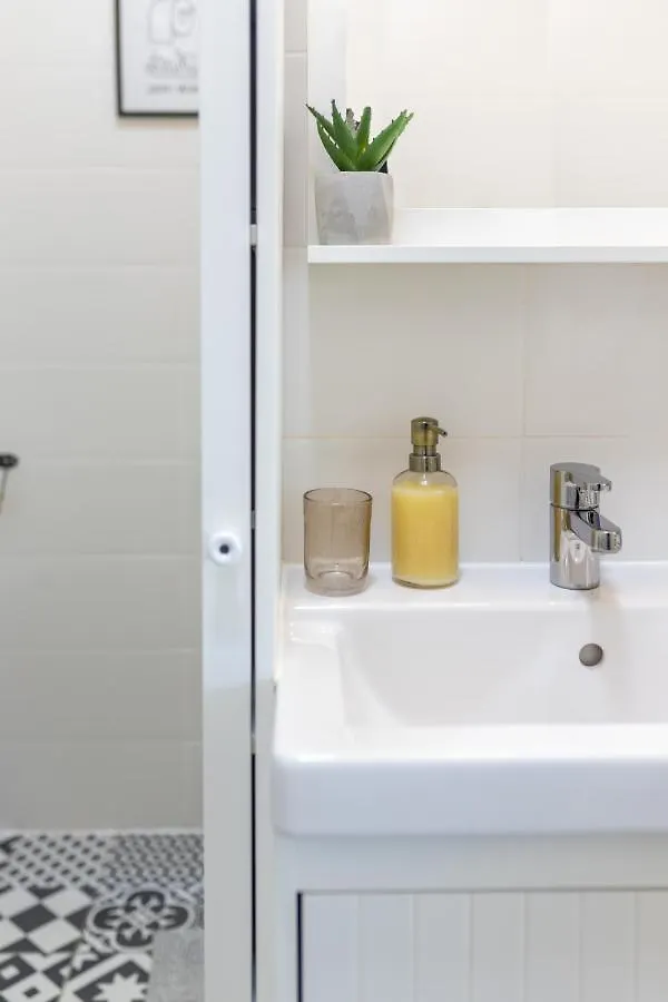 Apartment Agostini - Self Check-In Studios - Free Gated Parking On Site Rijeka