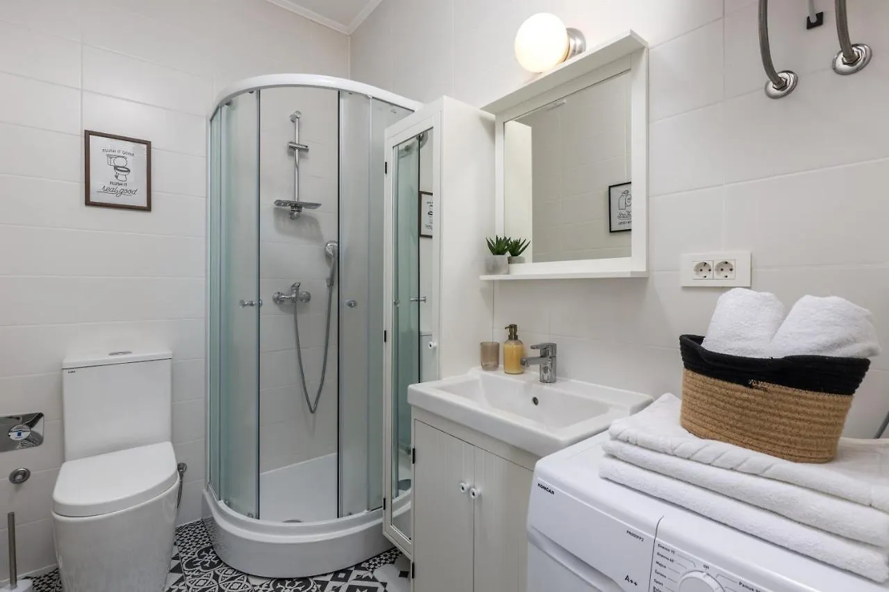 Apartment Agostini - Self Check-In Studios - Free Gated Parking On Site Rijeka Croatia